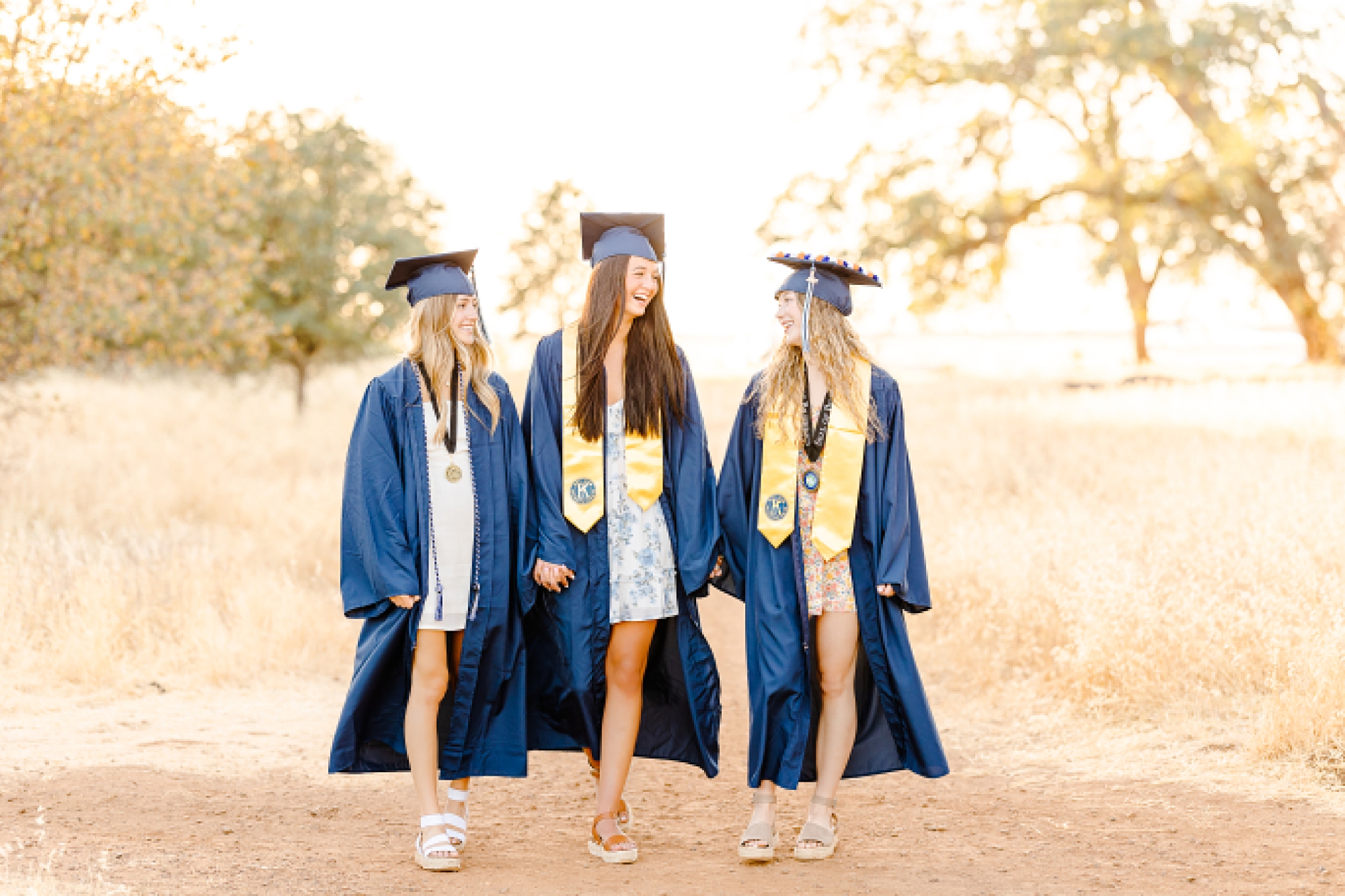 cap and gown senior rep session